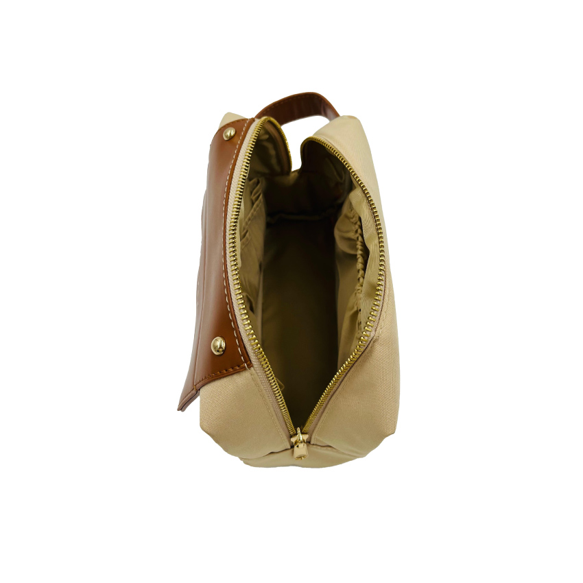 NECESER CON APLICACIONES DE BIO CUERO